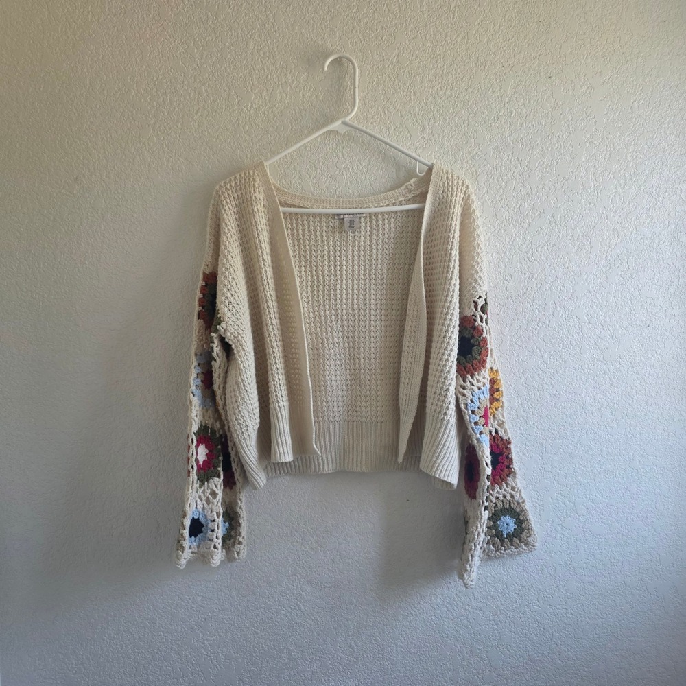 Sincerely Jules Cream Crochet Granny Square Sleeve Cardigan Size M ST20504